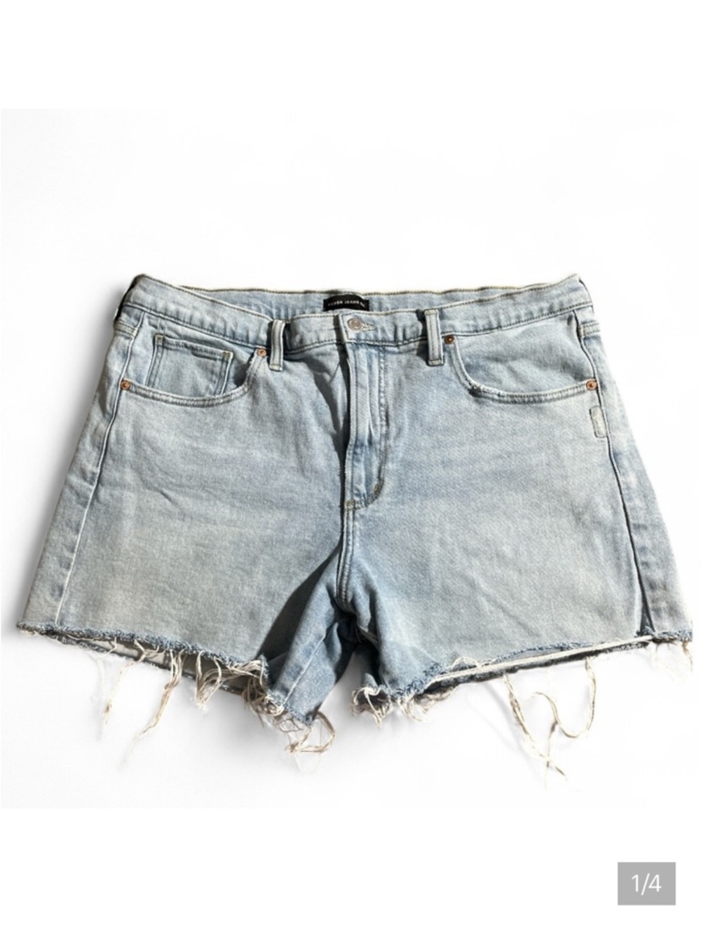 C7- sure thing short Silver Jeans Light Wash Frayed Denim Shorts